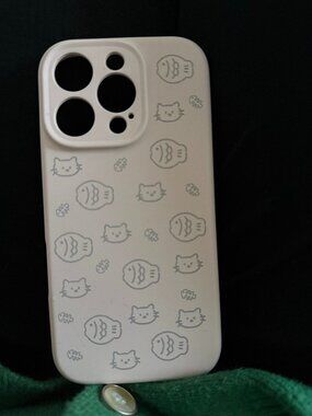 Minimalist Cat & Fish iPhone Case | Fresh Daily Vibe